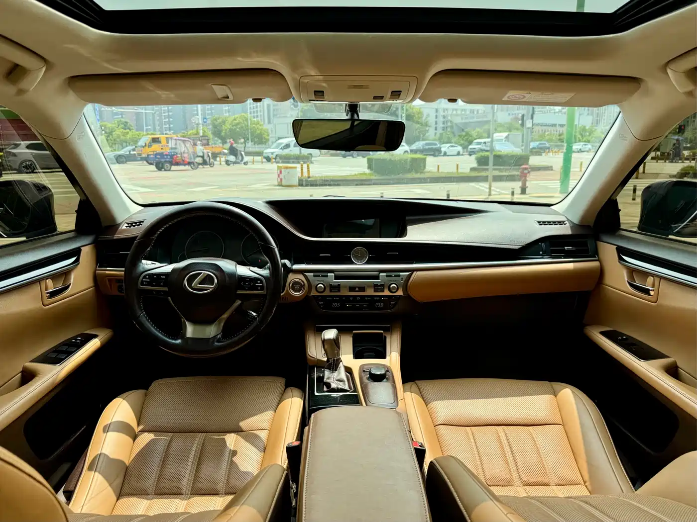 Lexus ES 2015 200 Elite Edition фото 5