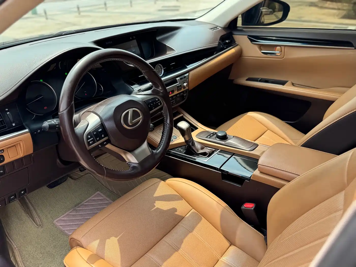 Lexus ES 2015 200 Elite Edition фото 6
