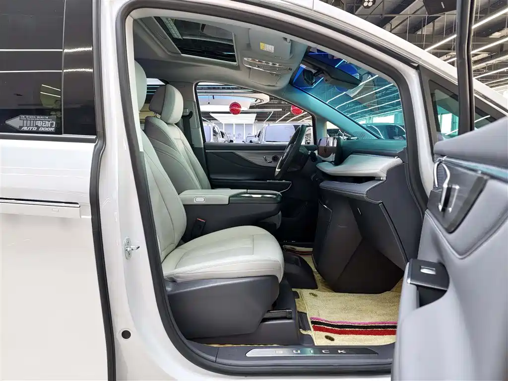 Buick GL8 2025 Model Landglory Smart Edition фото 6