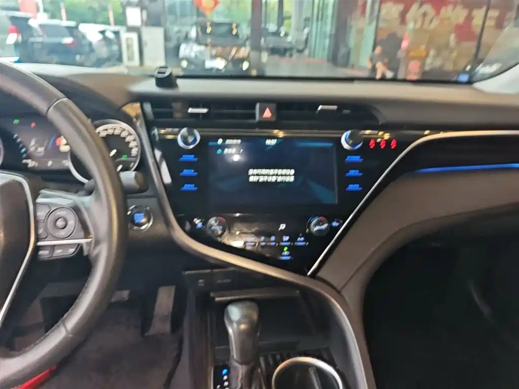 Toyota Camry 2019 Facelift 2.0G Luxury Edition фото 13