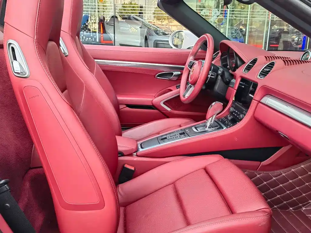 Porsche 718 2022 Boxster 2.0T фото 13
