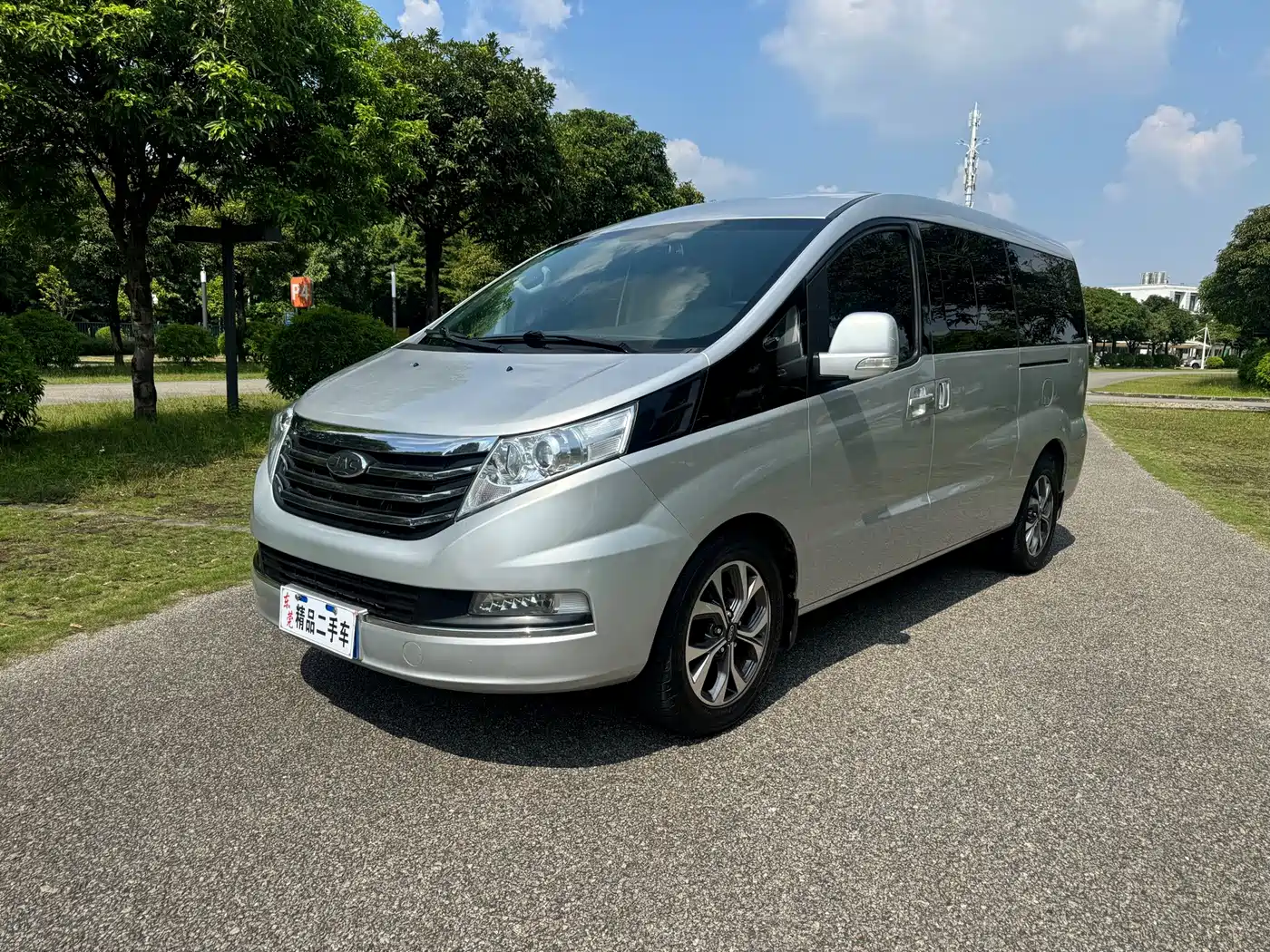 JAC Refine M5 2019 2019 2.0T Gasoline Manual Business Edition