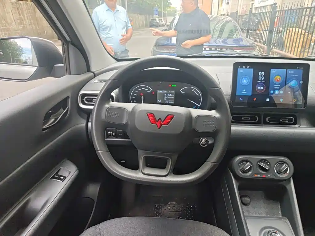 Wuling Motors Wuling Hongguang New Energy 2024 2024 Model Pure Electric 300KM Utility Version