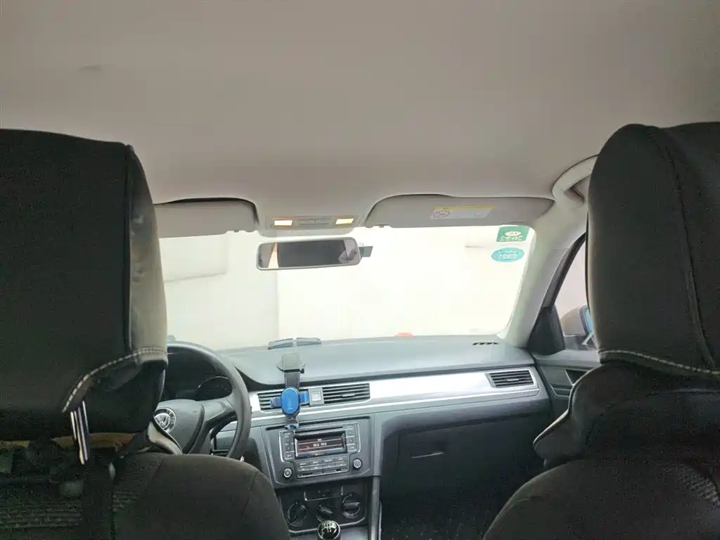Volkswagen Bora 2018 1.5L Manual Fashion фото 9