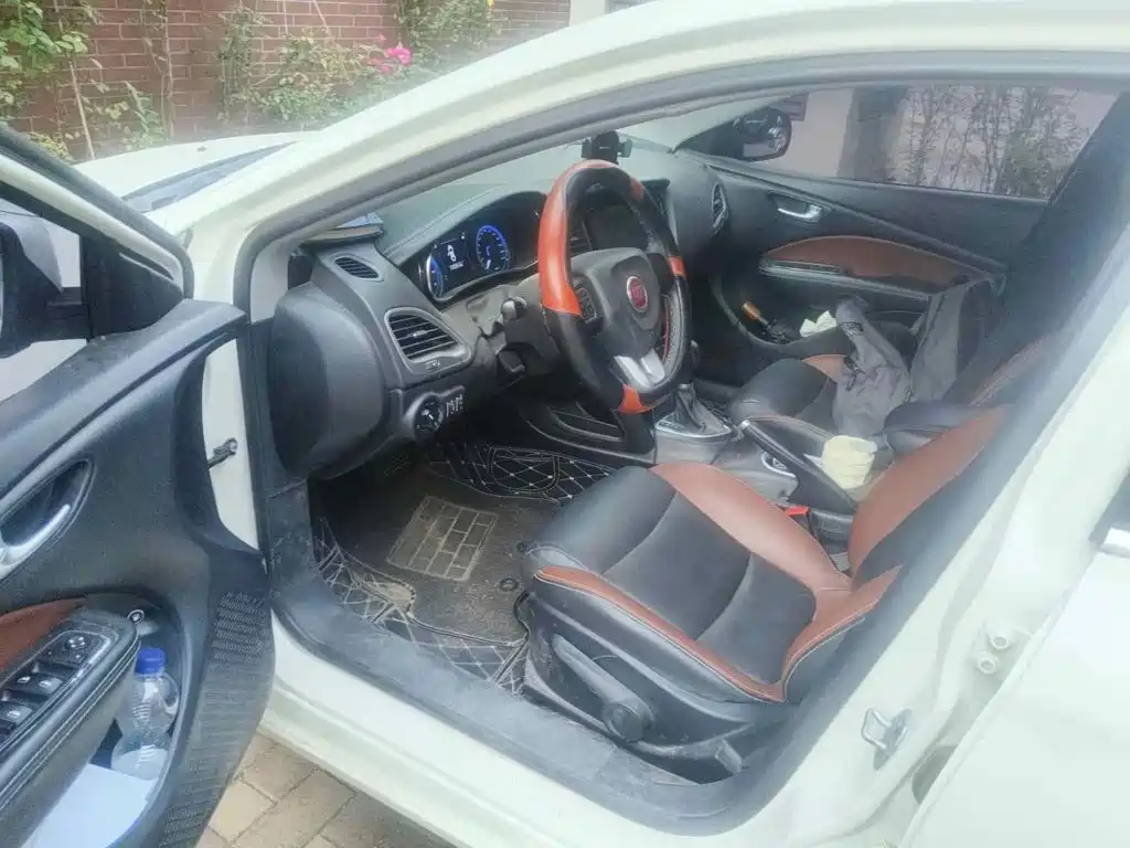 Fiat Viaggio 2016 2015 1.4T Auto Sport Edition