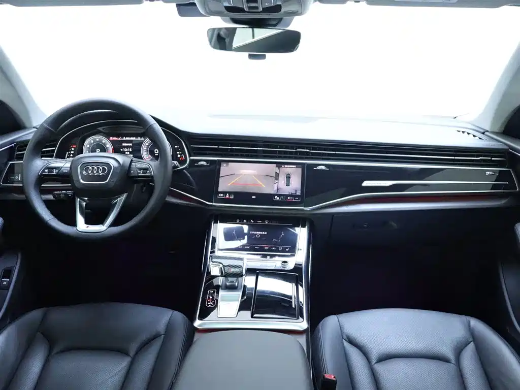 Audi Q8 2023 55 TFSI Luxury Sport фото 13