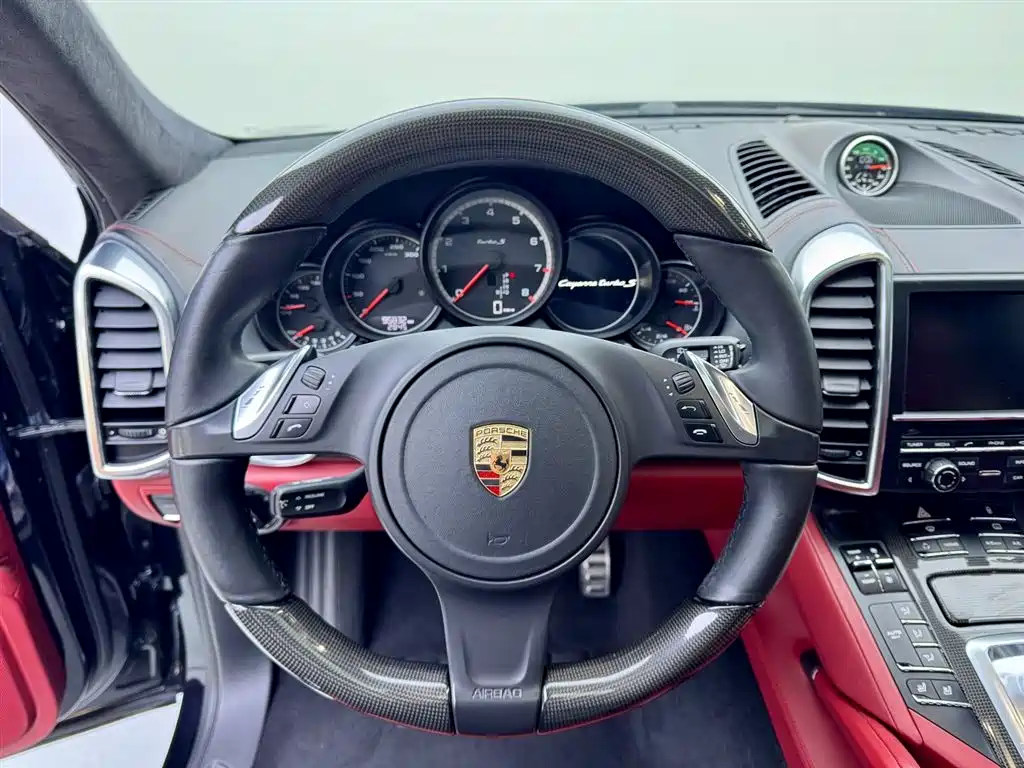 Porsche Cayenne 2013 Cayenne Turbo S 4.8T фото 13