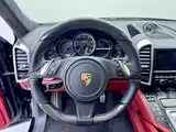 Photo 13 - Porsche Cayenne
