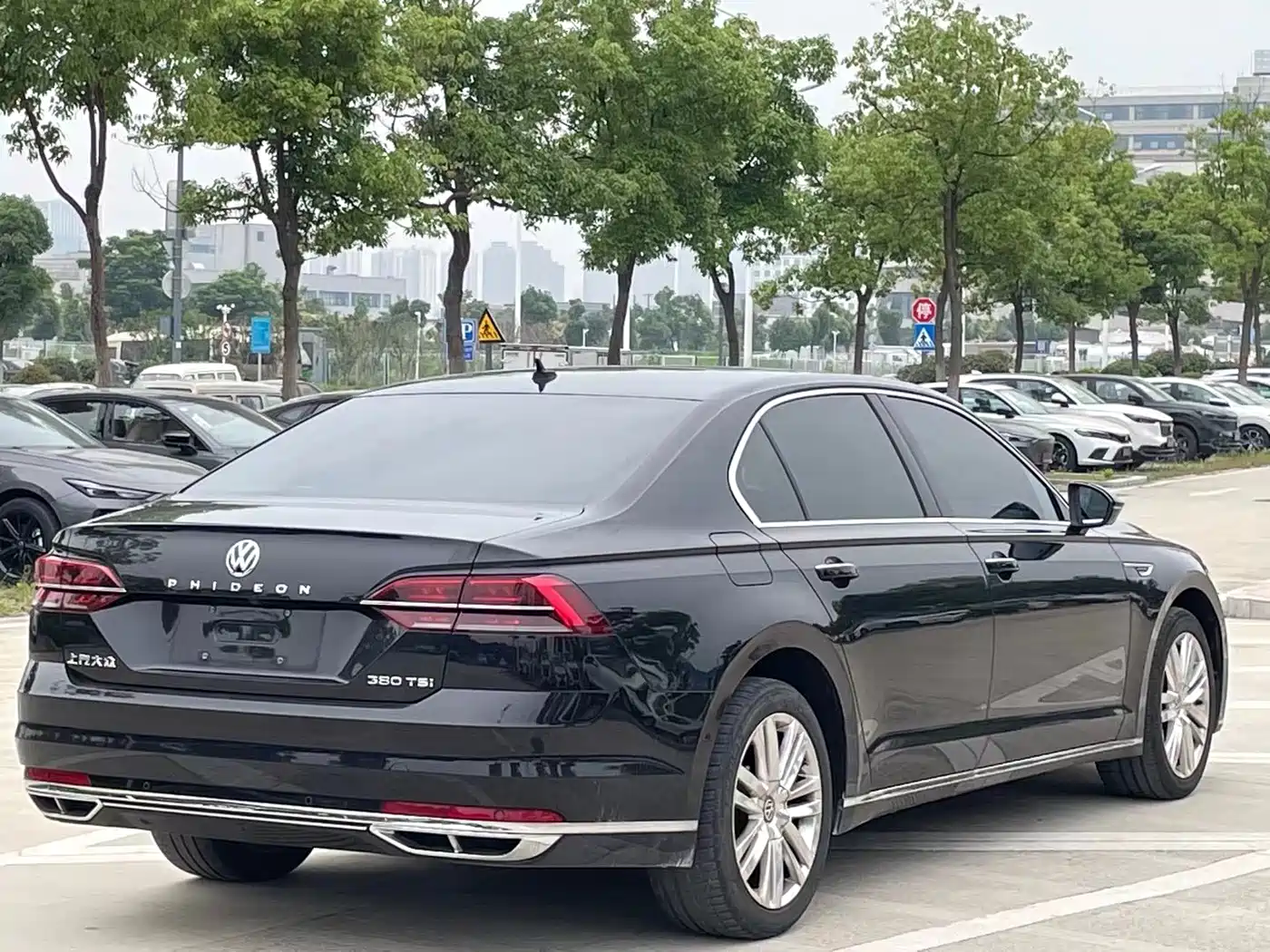 Volkswagen Phideon 2018 380TSI 2WD Flagship Edition фото 9