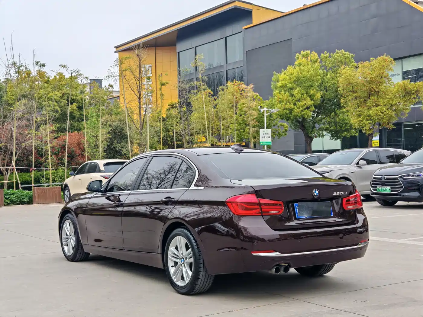 BMW 3 Series 2017 320Li Fashion фото 15