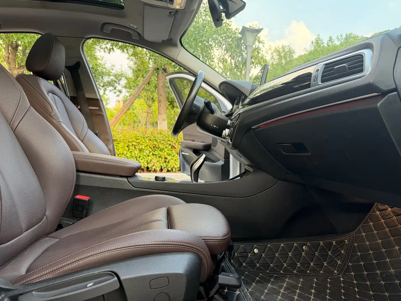 BMW 1 Series 2020 Model 120i M Sport Package фото 10