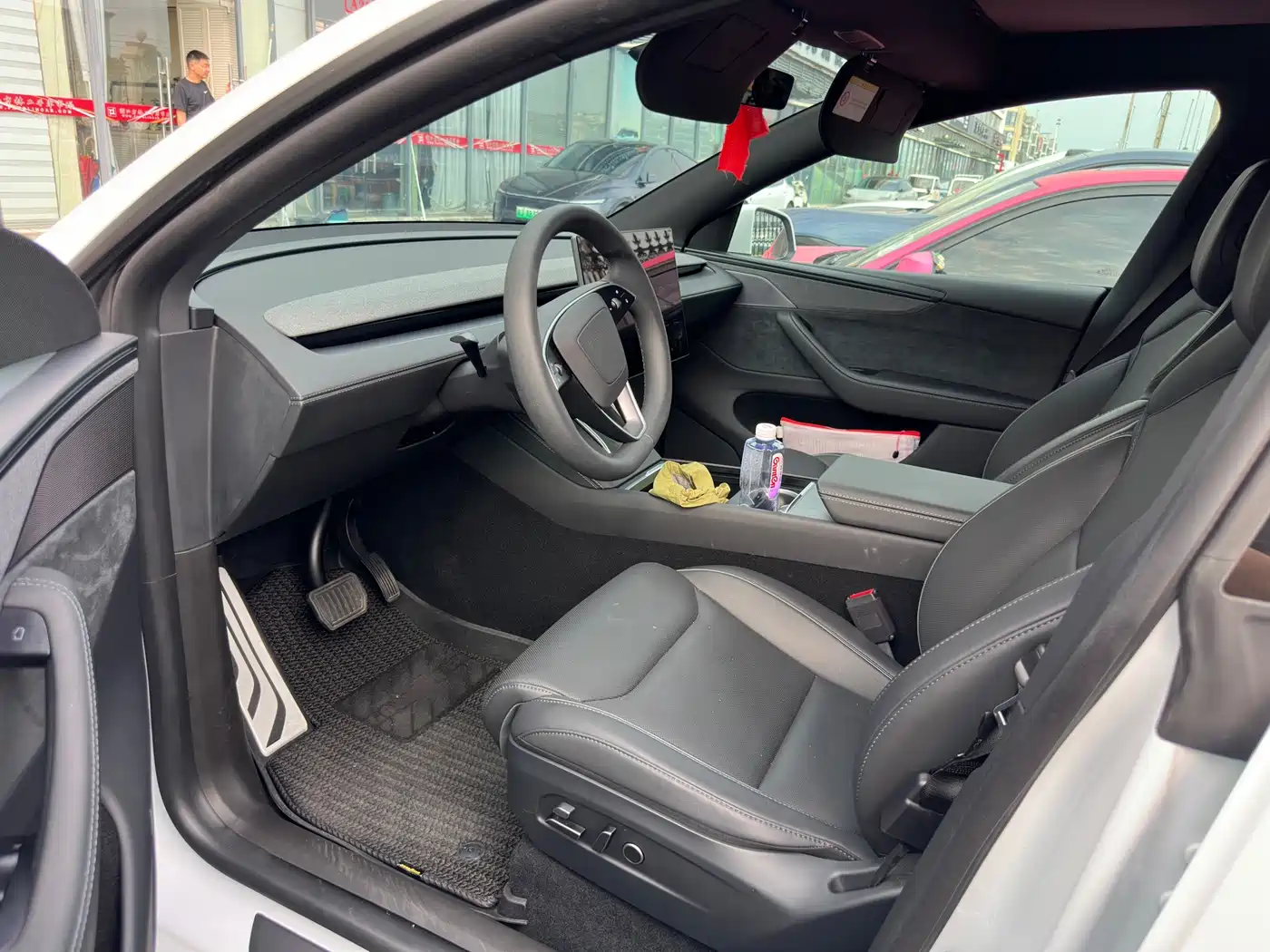 Tesla Model Y L 2025 2025 Facelift Long Range AWD