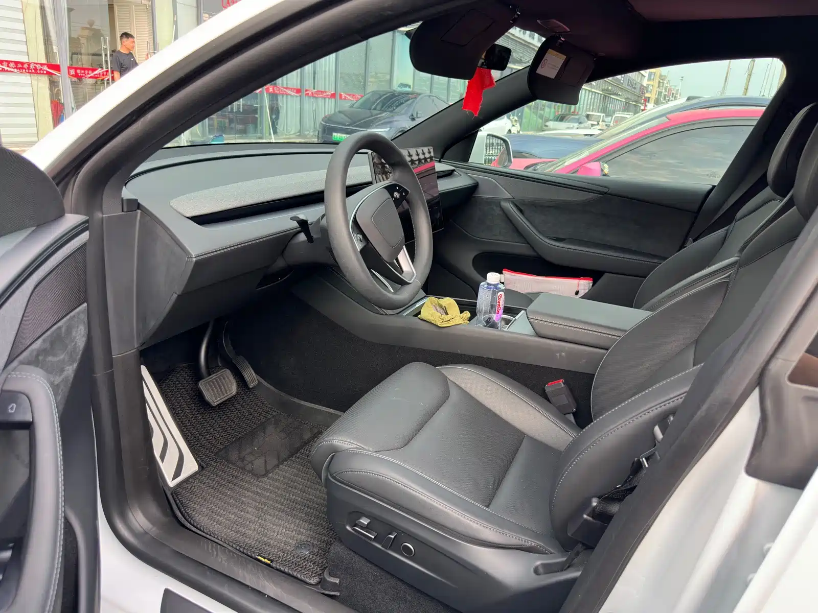 Фото 5 - Tesla Model Y L
