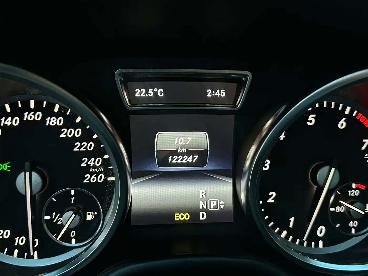 Mercedes-Benz M-Class 2014 ML 320 4MATIC фото 5