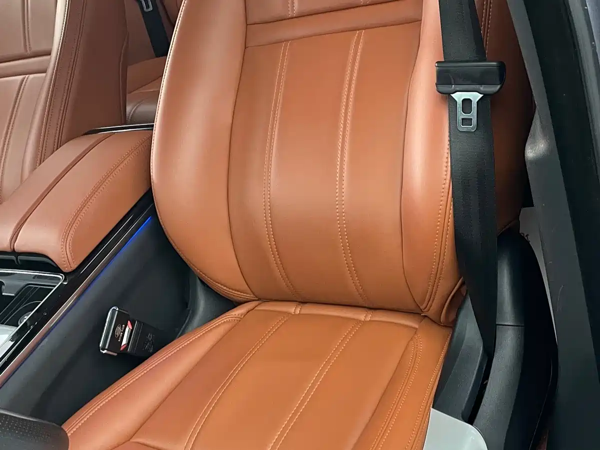Land Rover Range Rover Velar 2020 P250 фото 25