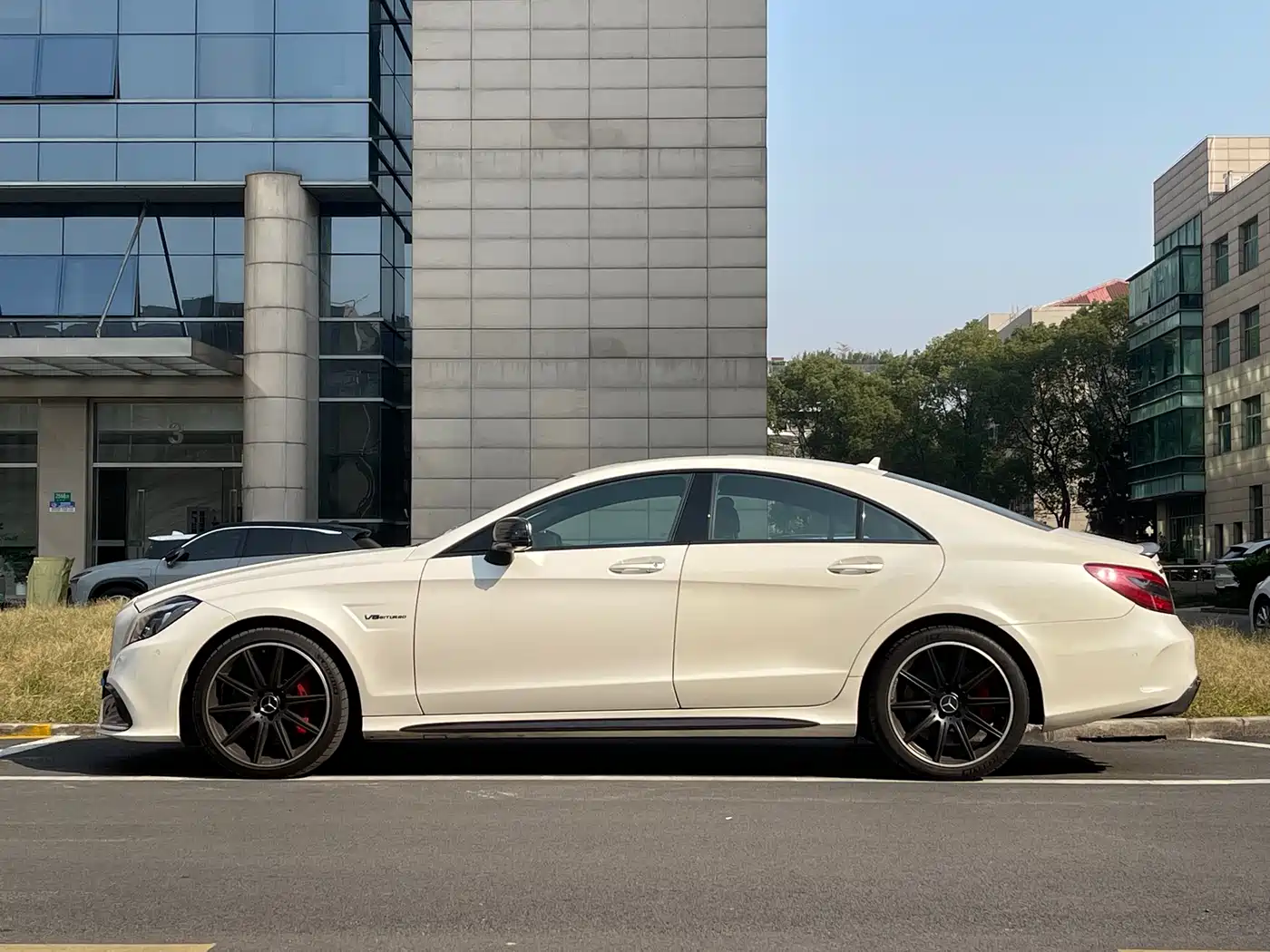 Mercedes-Benz CLS AMG 2015 AMG CLS 63 S 4MATIC фото 4