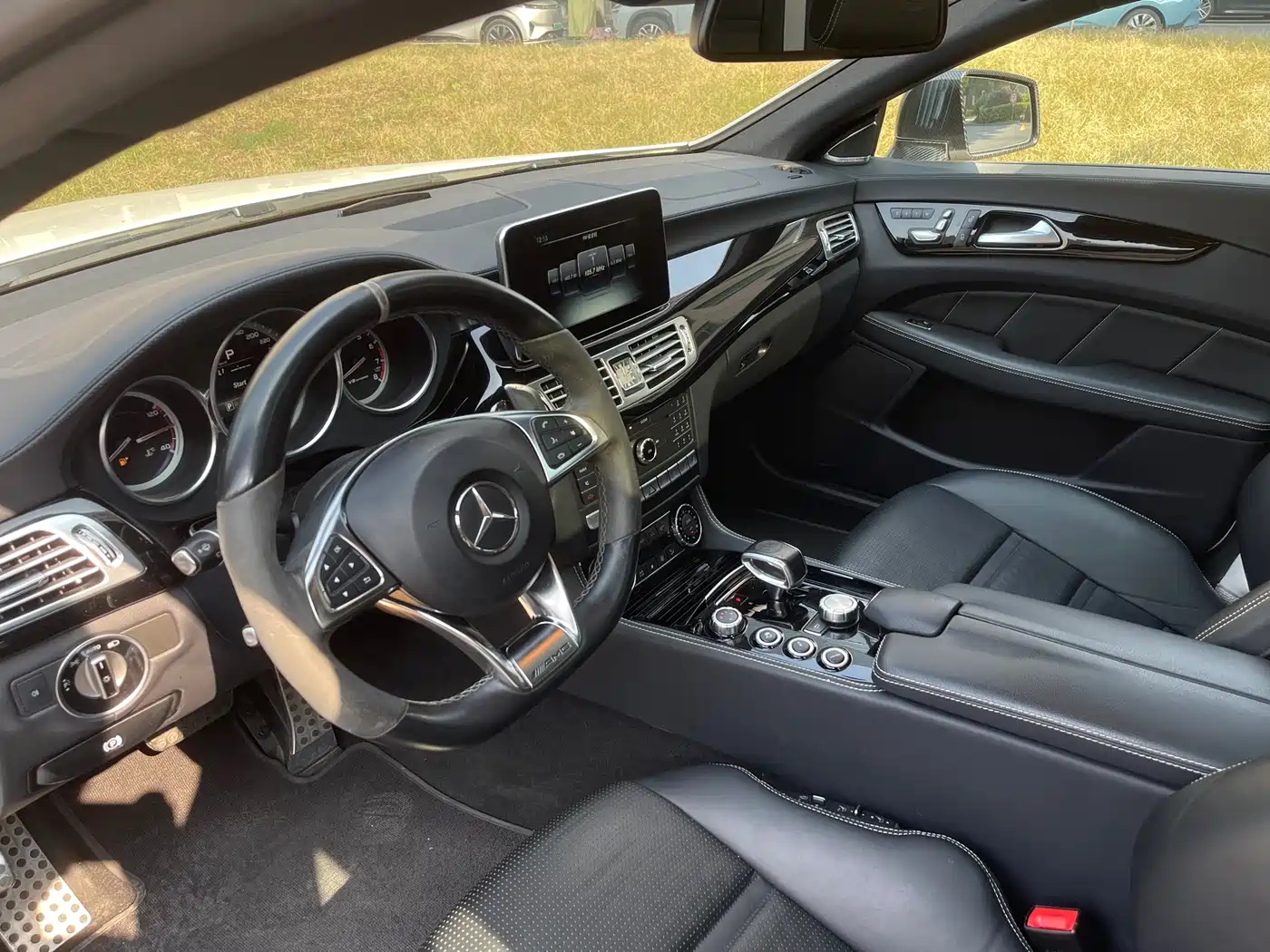Mercedes-Benz CLS AMG 2015 AMG CLS 63 S 4MATIC фото 12