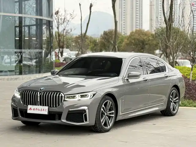 BMW 7 SERIES