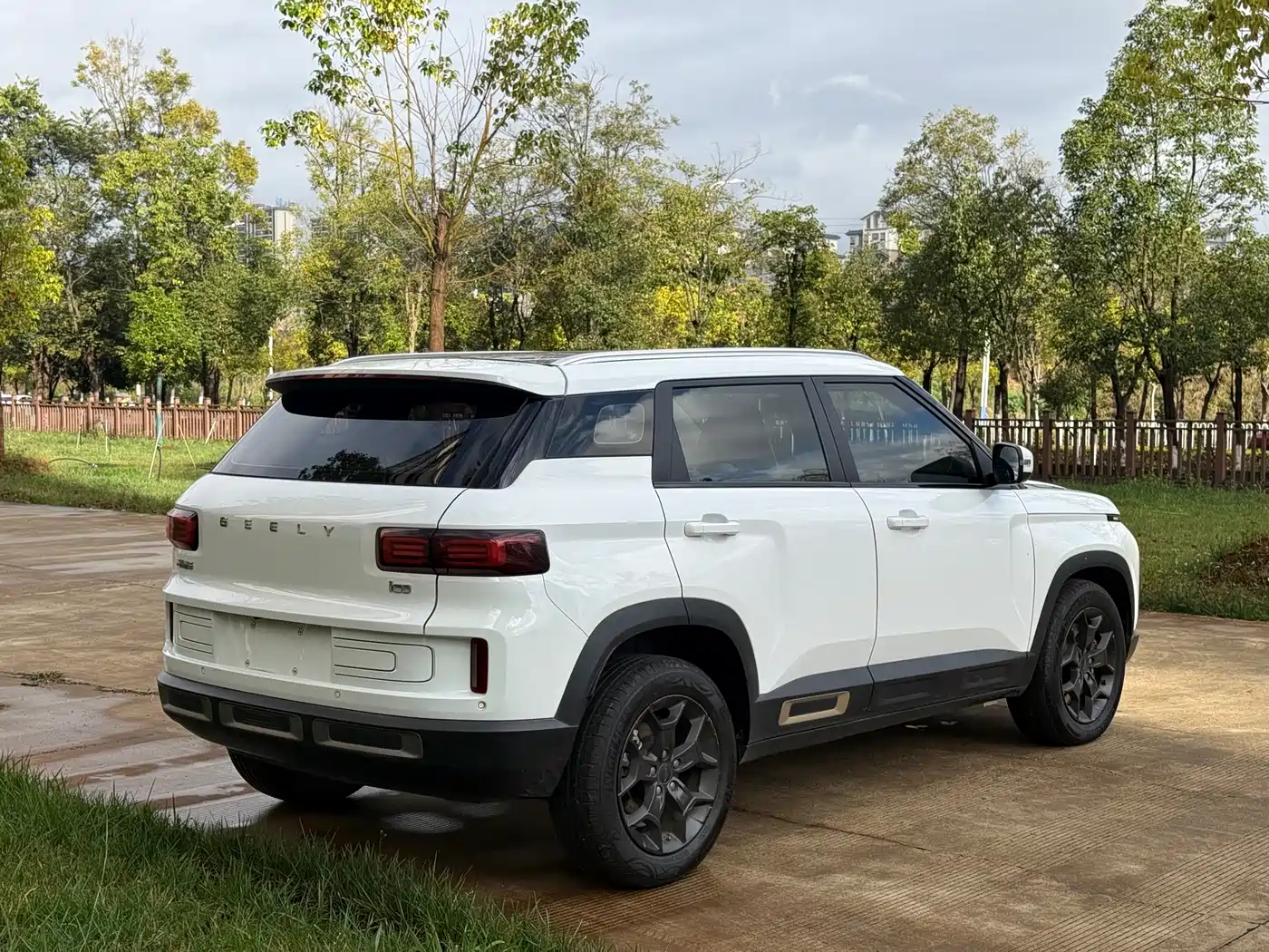 GEELY AUTOMOBILE GEELY ICON