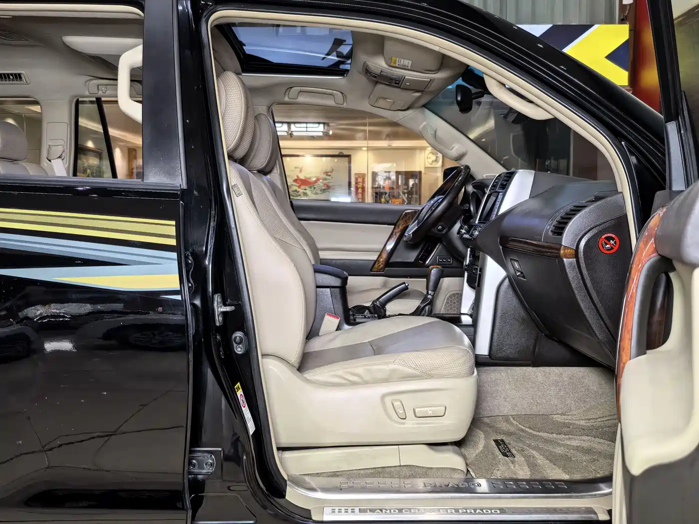 Toyota Prado 2010 4.0L Automatic VX NAVI фото 14