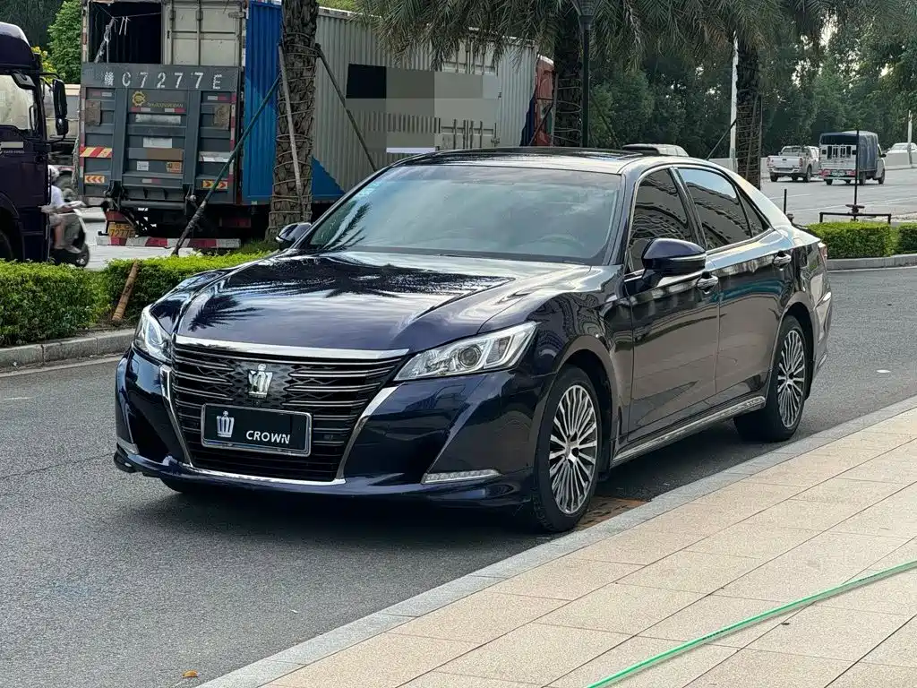 Toyota Crown 2018 — пригон из Китая