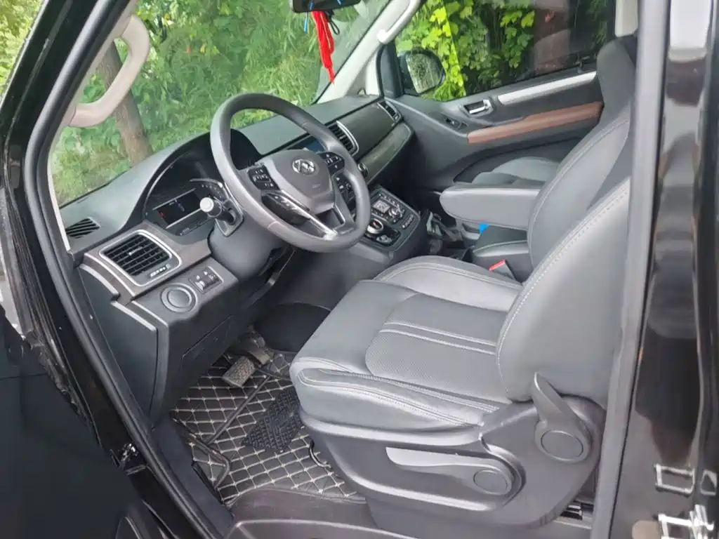SAIC Maxus Maxus G10 2021 2022 2.0T Auto Elite Edition Petrol 7-Seater