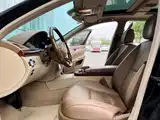 Photo 18 - Mercedes-Benz S-Class