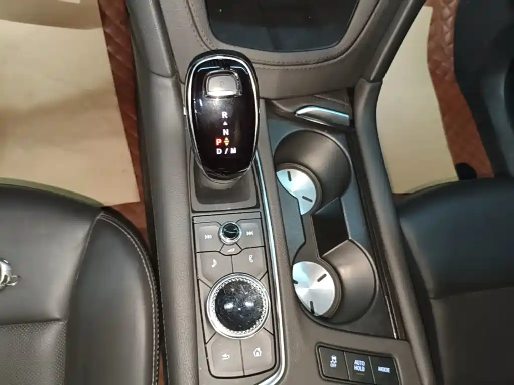 Cadillac XT6 2023 2022 2.0T 6-Seater 4WD Luxury Edition