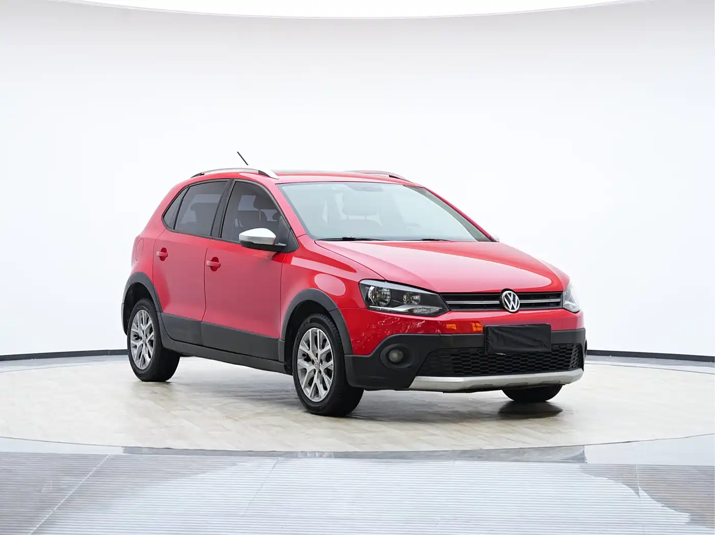 Volkswagen Polo 2014 1.6L Cross Polo Automatic фото 4