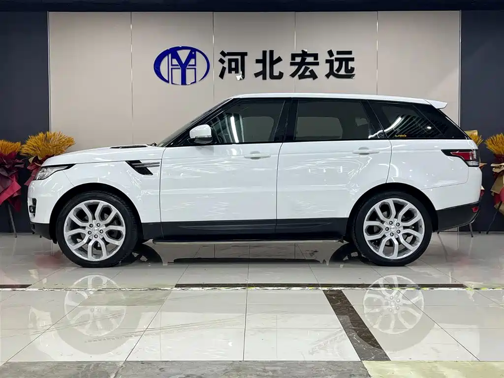 Land Rover Range Rover Sport 2015 3.0 SDV6 HSE фото 3