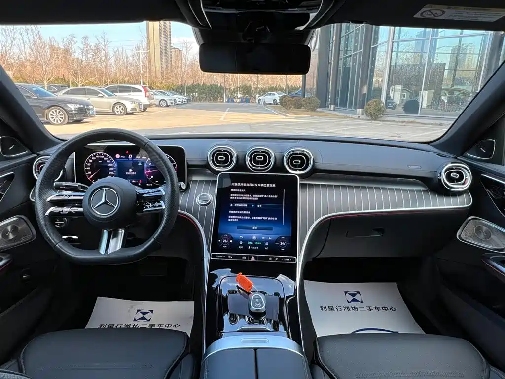 Mercedes-Benz C-Class 2025 C 260 L Night Sport Edition фото 10