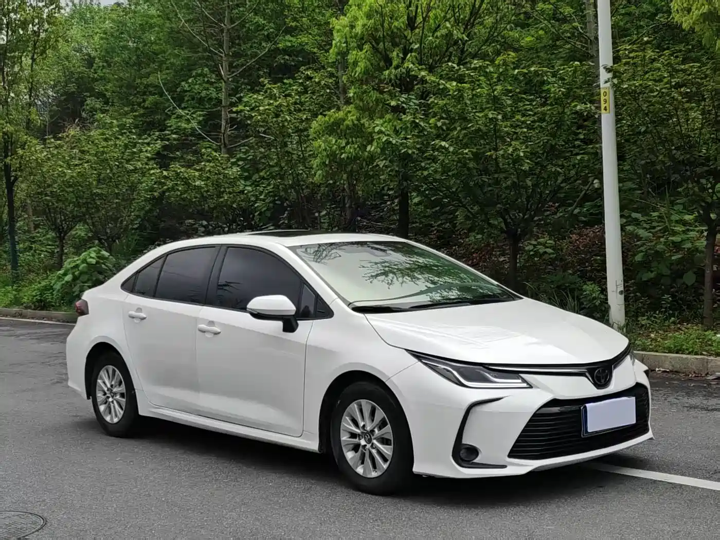 Toyota Corolla 2021 TNGA 1.5L CVT Pioneer Edition фото 3