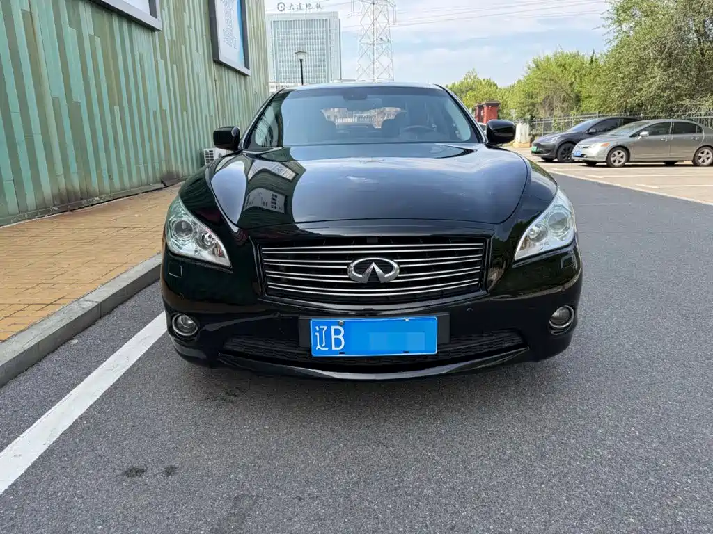 Infiniti Q70 2014 2013 Q70L 2.5L Comfort