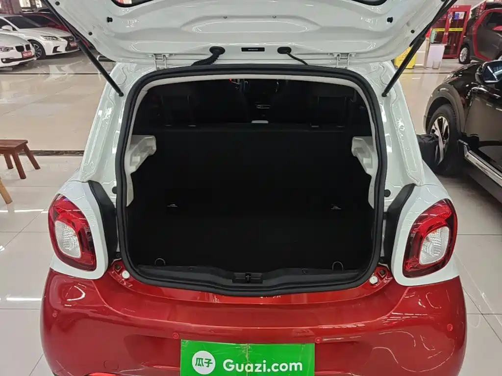 smart forfour 2017 2016 1.0L 52kW Agile Edition