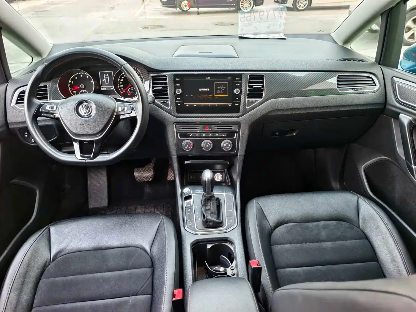 Volkswagen Golf Sportsvan 2018 280TSI Automatic Luxury фото 12