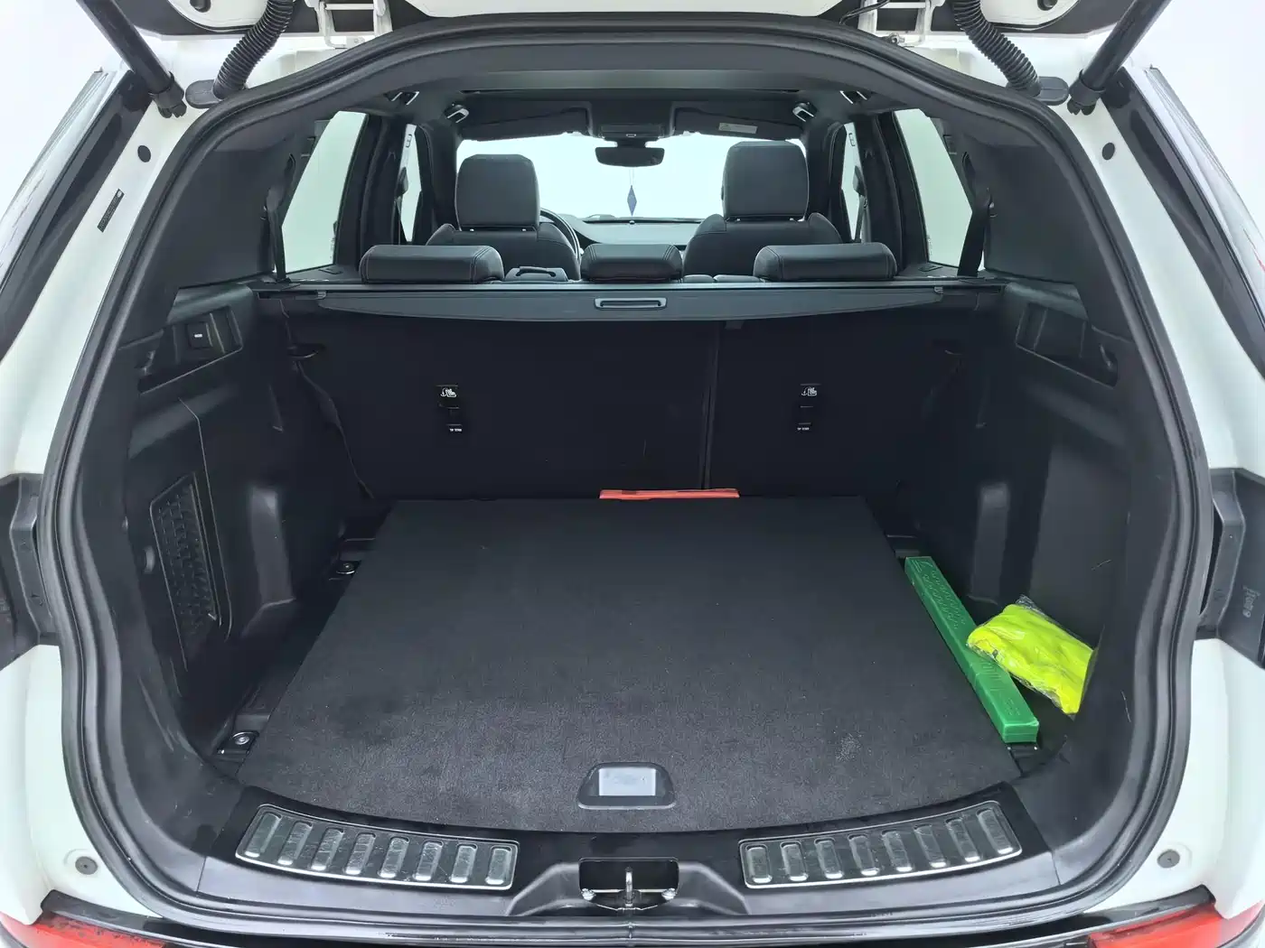 Land Rover Discovery Sport 2020 249PS R-Dynamic Performance Tech 5-seater фото 25