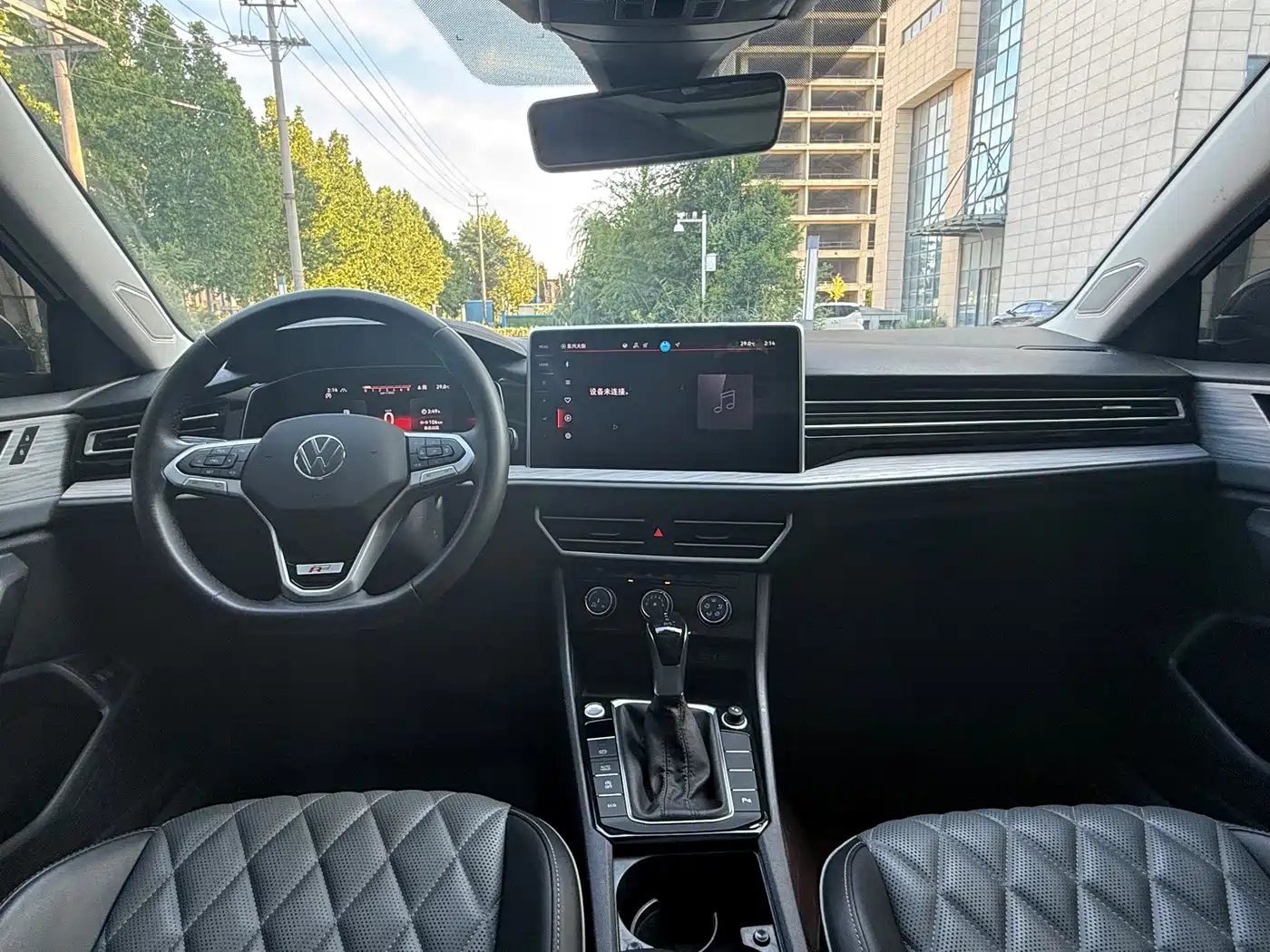 Фото 8 - Volkswagen Sagitar