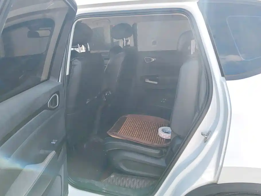 Baojun RM-5 2019 2019 1.5T Manual 24-hour Online Elite 7-seater