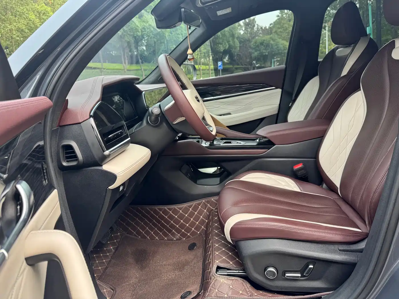 Geely Monjaro 2021 2021 2.0TD DCT EVO FWD Premium