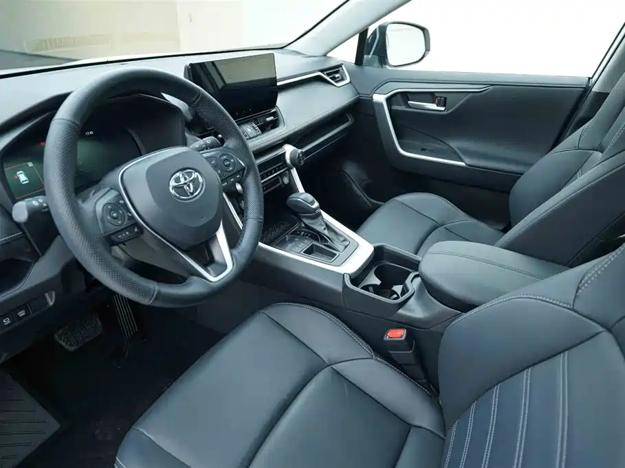 Toyota Wildlander 2023 2.0L CVT FWD Luxury PLUS фото 10