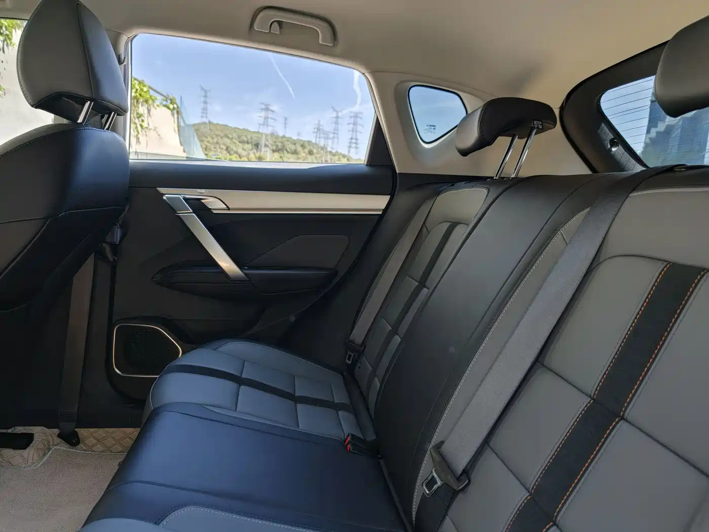 GEELY AUTOMOBILE BINYUE