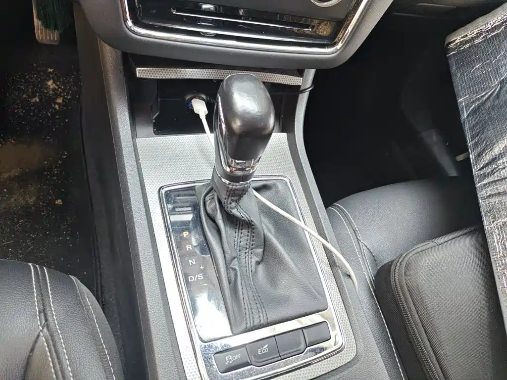 Roewe i6 2018 2018 20T Automatic Flagship Edition