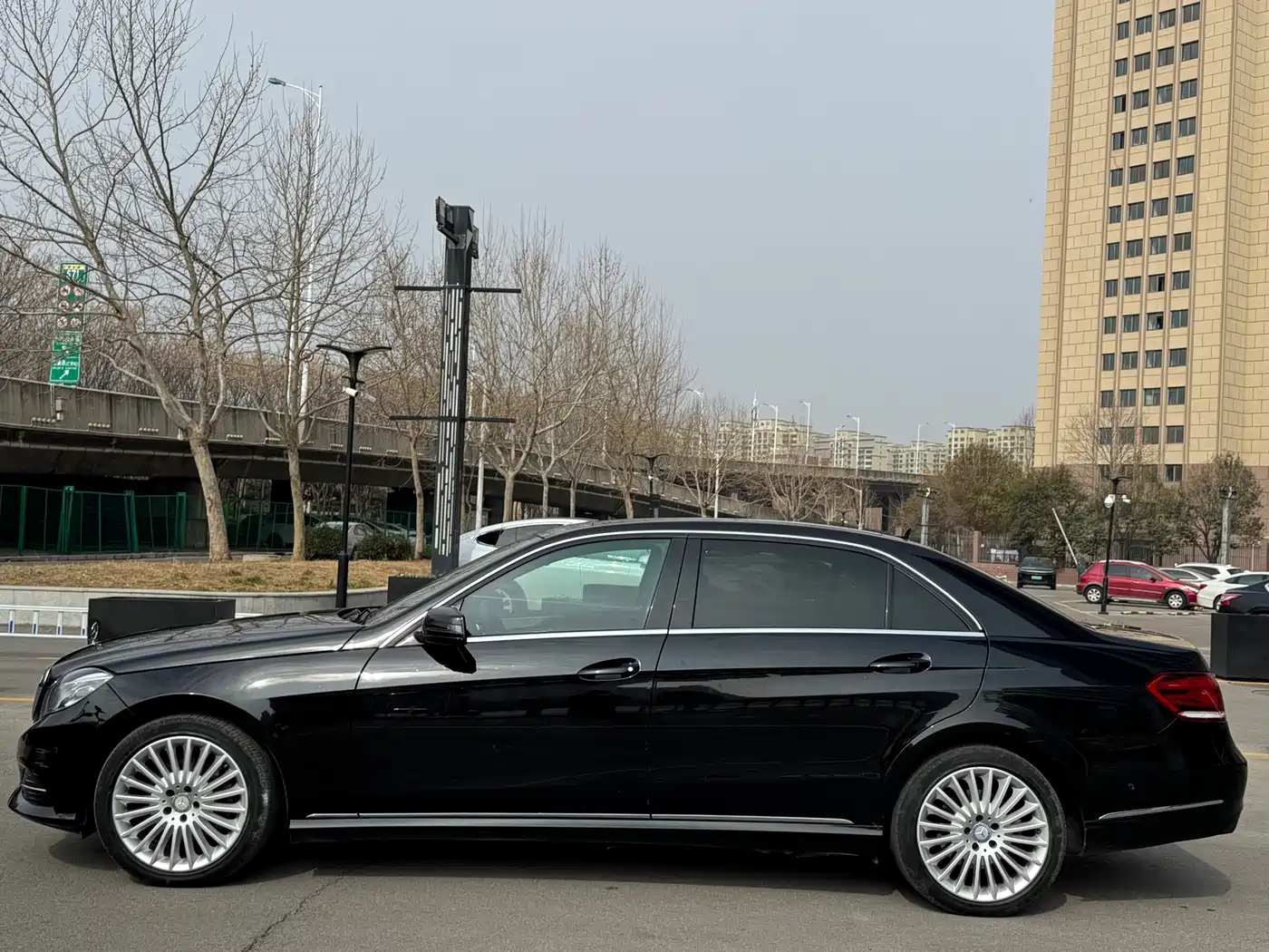 Mercedes-Benz E-Class 2015 E 260 L фото 4