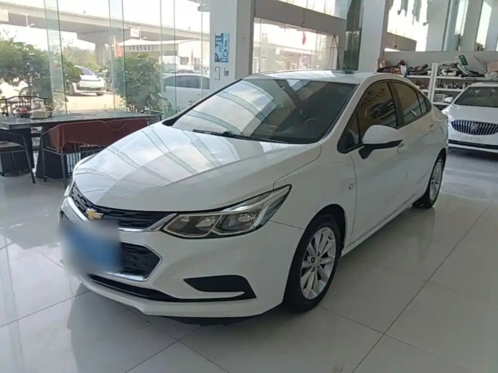 Chevrolet Cruze 2018 2018 320 Automatic Pioneer Sunroof Edition