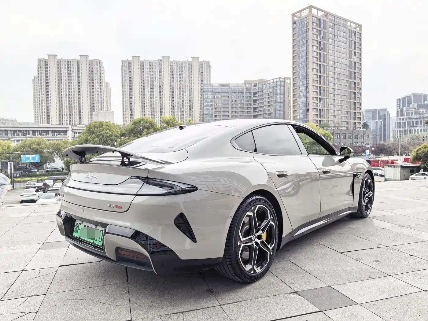 XIAOMI CAR XIAOMI SU7