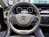 Фото 18 - Mercedes-Benz S-Class