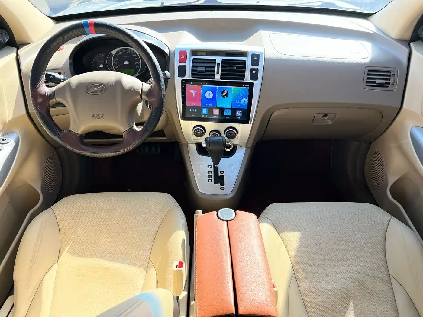 Hyundai Tucson 2009 2.0L Automatic 2WD Sunroof фото 5
