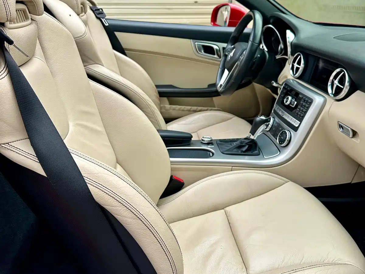 Mercedes-Benz SLK-Class 2011 SLK 200 Fashion фото 17