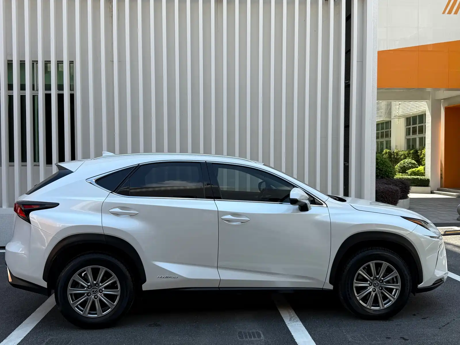 Photo 12 - Lexus NX