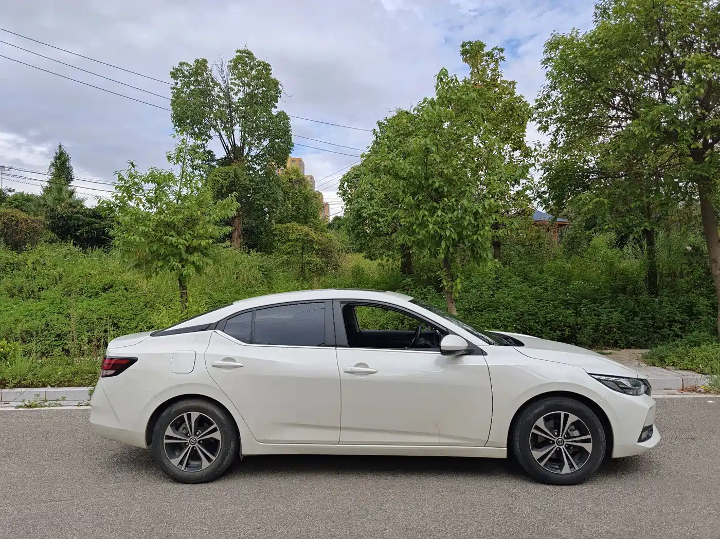 Nissan SYLPHY, миниатюра 5